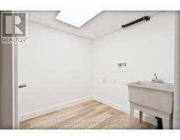 38 HUNT VILLAGE CRESCENT - 24