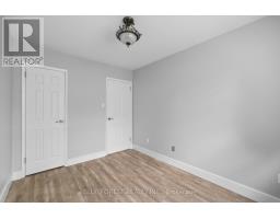 15 - 696 WONDERLAND ROAD S - 32