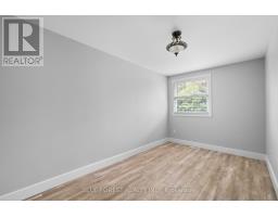 15 - 696 WONDERLAND ROAD S - 33