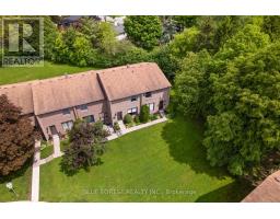 15 - 696 WONDERLAND ROAD S - 36