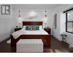 4 - 130 WINDSOR CRESCENT - 14
