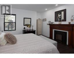 4 - 130 WINDSOR CRESCENT - 19