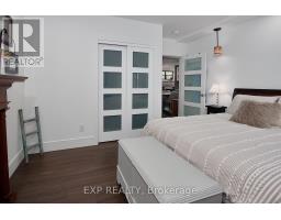 4 - 130 WINDSOR CRESCENT - 20