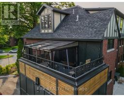 4 - 130 WINDSOR CRESCENT - 38
