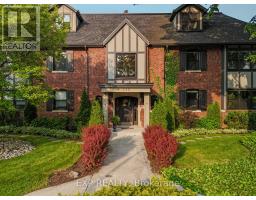 4 - 130 WINDSOR CRESCENT - 45