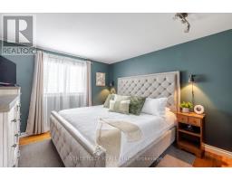 40 ST LAWRENCE BOULEVARD - 14
