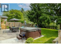 40 ST LAWRENCE BOULEVARD - 30