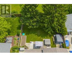40 ST LAWRENCE BOULEVARD - 37