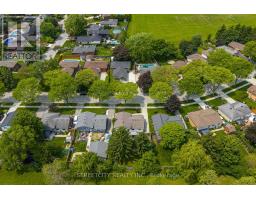 40 ST LAWRENCE BOULEVARD - 38