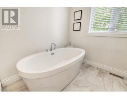 1326 THORNLEY STREET - 19