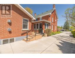 24 MAIN STREET S - 40