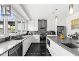 710 HICKORYRIDGE COMMON - 10
