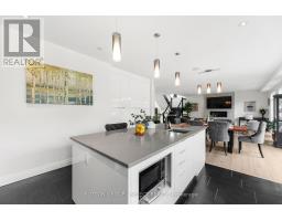 710 HICKORYRIDGE COMMON - 12