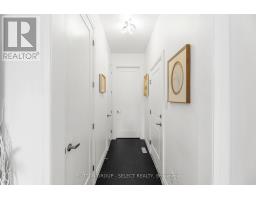 710 HICKORYRIDGE COMMON - 15