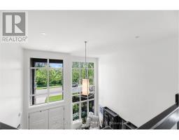 710 HICKORYRIDGE COMMON - 19