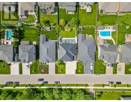 710 HICKORYRIDGE COMMON - 47