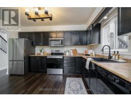 927 BRADSHAW CRESCENT - 9