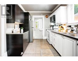 42 EVERGREEN AVENUE - 10