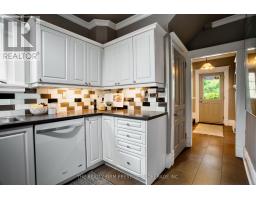 42 EVERGREEN AVENUE - 15