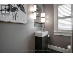 42 EVERGREEN AVENUE - 30