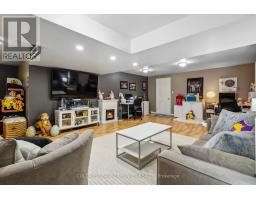 48 BOW STREET - 32