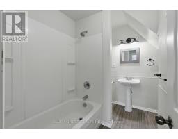17 ARTHUR AVENUE - 9