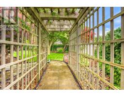 1058 FINCH DRIVE - 31