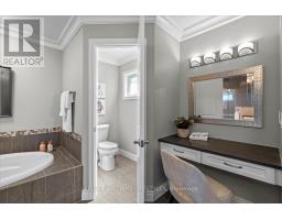 31 PEREGRINE AVENUE - 28