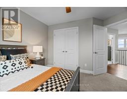 31 PEREGRINE AVENUE - 33