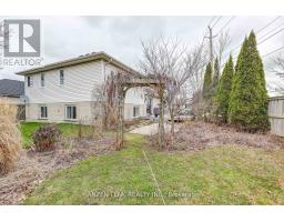2 ROSETHORN COURT - 27