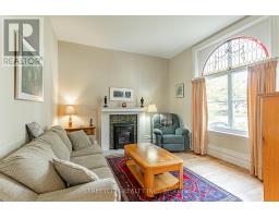 319 PICCADILLY STREET - 6
