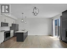 56 - 499 SOPHIA CRESCENT - 6