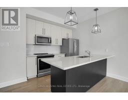 56 - 499 SOPHIA CRESCENT - 8