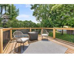 41 FARNHAM CRESCENT - 49