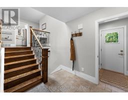 41 FARNHAM CRESCENT - 5
