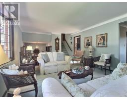 261 CHURCHILL DRIVE - 11