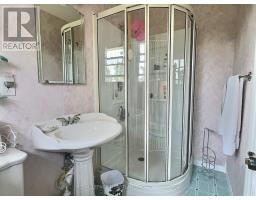 261 CHURCHILL DRIVE - 22