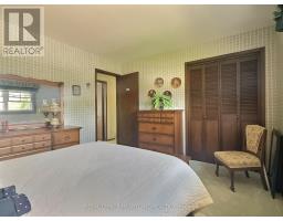 261 CHURCHILL DRIVE - 25