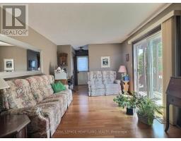 261 CHURCHILL DRIVE - 31