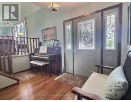 261 CHURCHILL DRIVE - 8