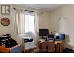 28 - 1320 SAVANNAH DRIVE - 30