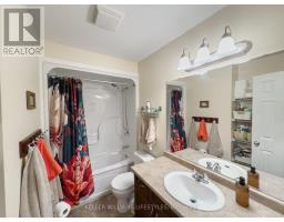 28 - 1320 SAVANNAH DRIVE - 32