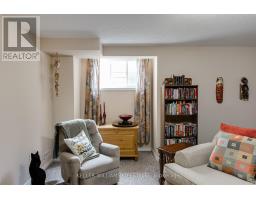 28 - 1320 SAVANNAH DRIVE - 34