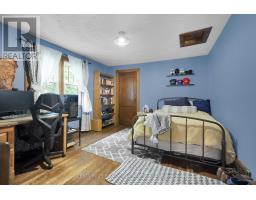 196 QUEEN STREET - 23
