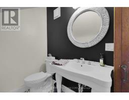 196 QUEEN STREET - 25