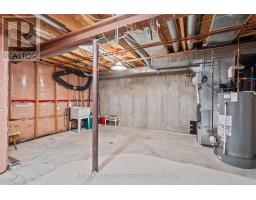 68 - 1478 ADELAIDE STREET N - 40