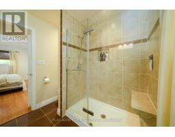 382 ADELAIDE STREET - 12