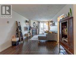 21 - 1096 JALNA BOULEVARD - 6
