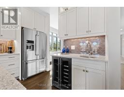 1 - 1061 EAGLETRACE DRIVE - 16