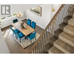 1 - 1061 EAGLETRACE DRIVE - 27